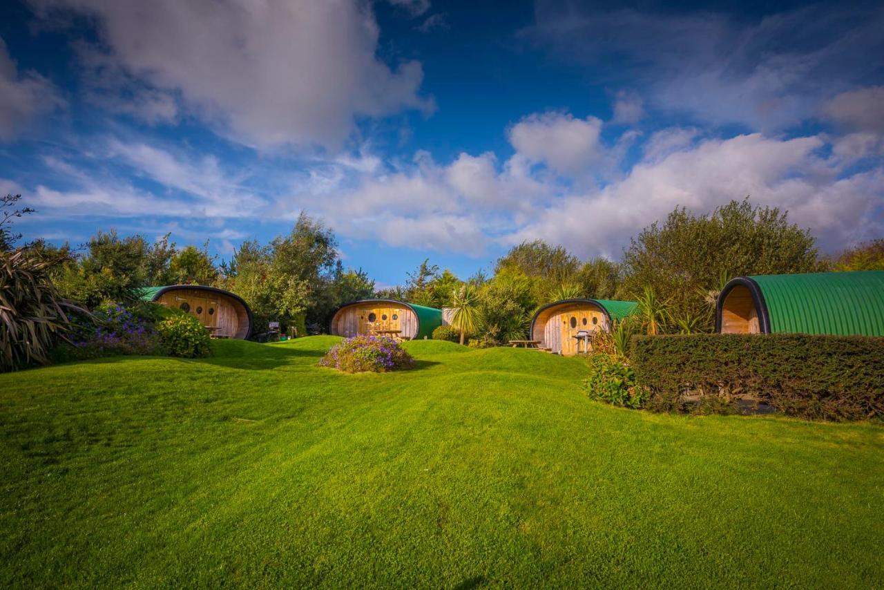 Atlantic Surf Pods Villa บู๊ด ภายนอก รูปภาพ
